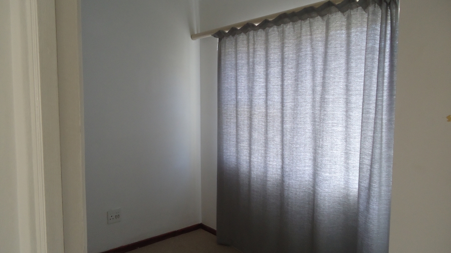 2 Bedroom Property for Sale in Admirals Park Western Cape